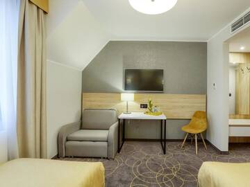 Фото номера Стандартный двухместный номер с 1 кроватью Отель Hotel Antek г. Zlinice 13