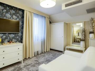 Фото номера Стандартные апартаменты Отель Hotel Antek г. Zlinice 7