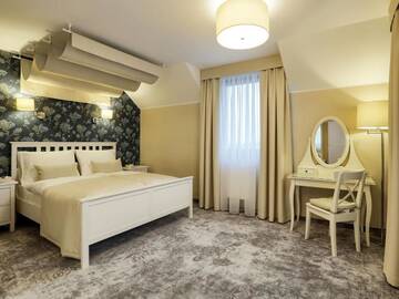 Фото номера Стандартные апартаменты Отель Hotel Antek г. Zlinice 8